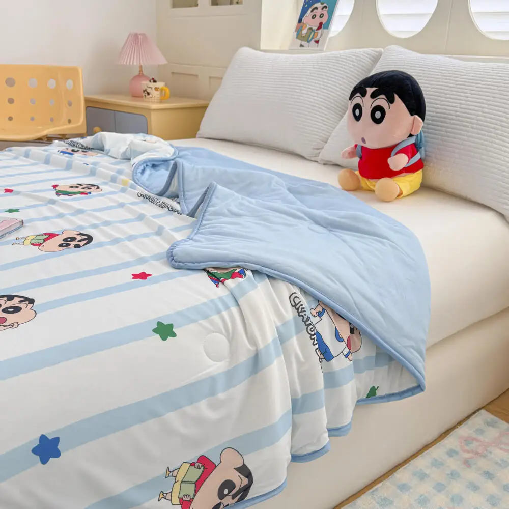 Home Office Gear - Kawaii Crayon Shin-Chan Yaz Yorgan Karikatür